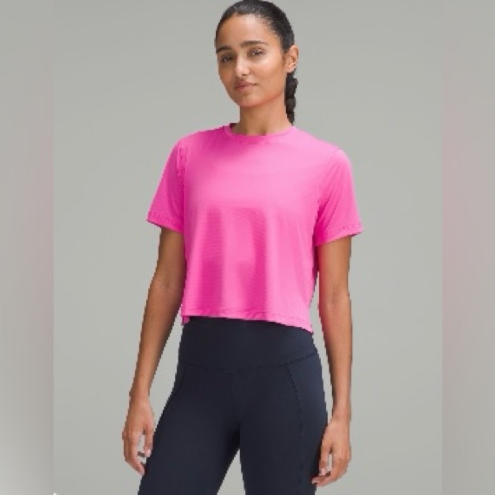 Lululemon Women Ultra-Light Waist Length T-Shirt Size 12 POW Pink